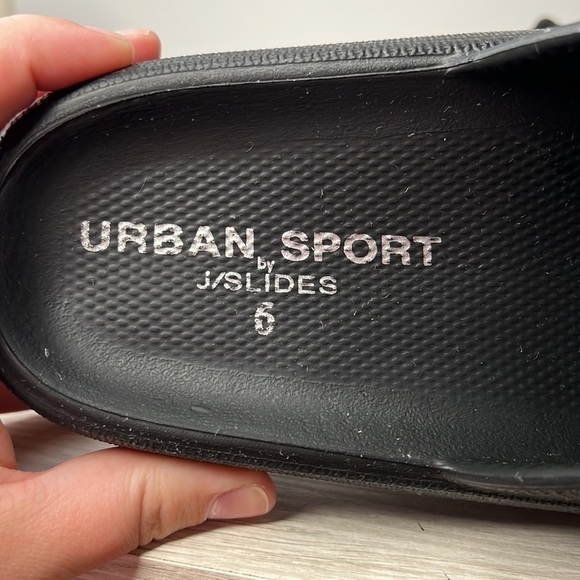 J/slides Black Slip On Slides Size 6 or 37-38 in Like New Condition - Picture 2 of 5